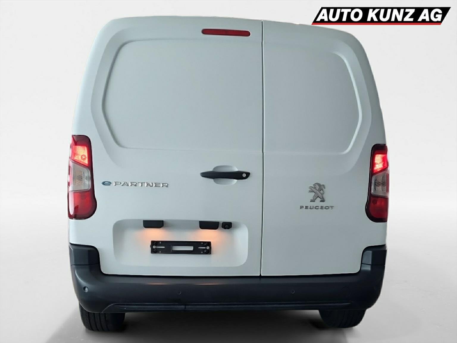 PEUGEOT E-Partner Long 50kWh L3H1 2-Sitzer, Electric, Second hand / Used, Automatic - 4