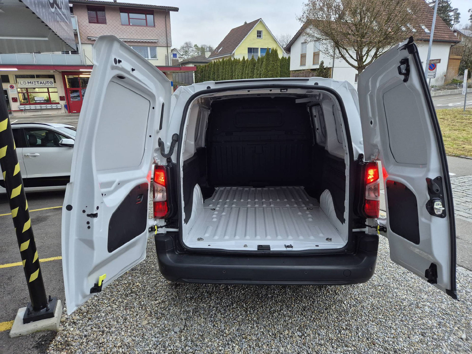 PEUGEOT e-Partner Kaw. 800 Long 50 kWh Premium, Elettrica, Occasioni / Usate, Automatico - 6