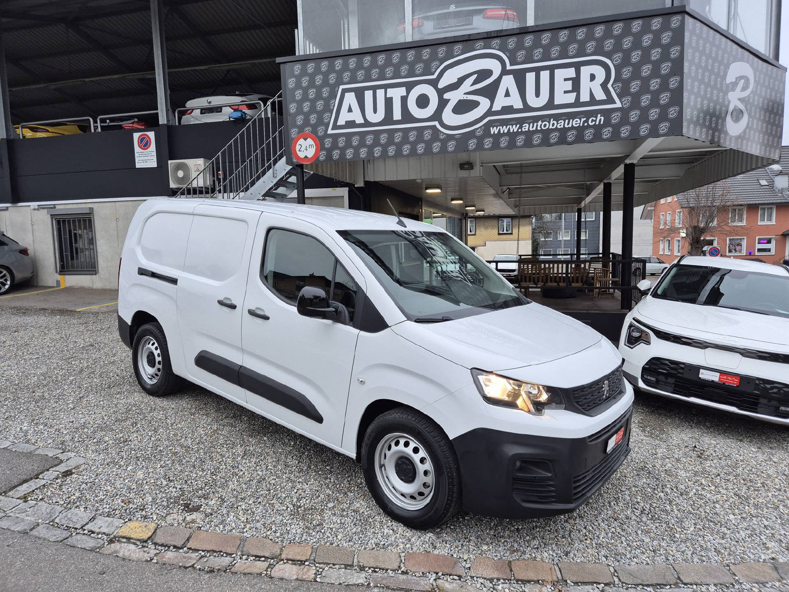 PEUGEOT e-Partner Kaw. 800 Long 50 kWh Premium, Electric, Second hand / Used, Automatic