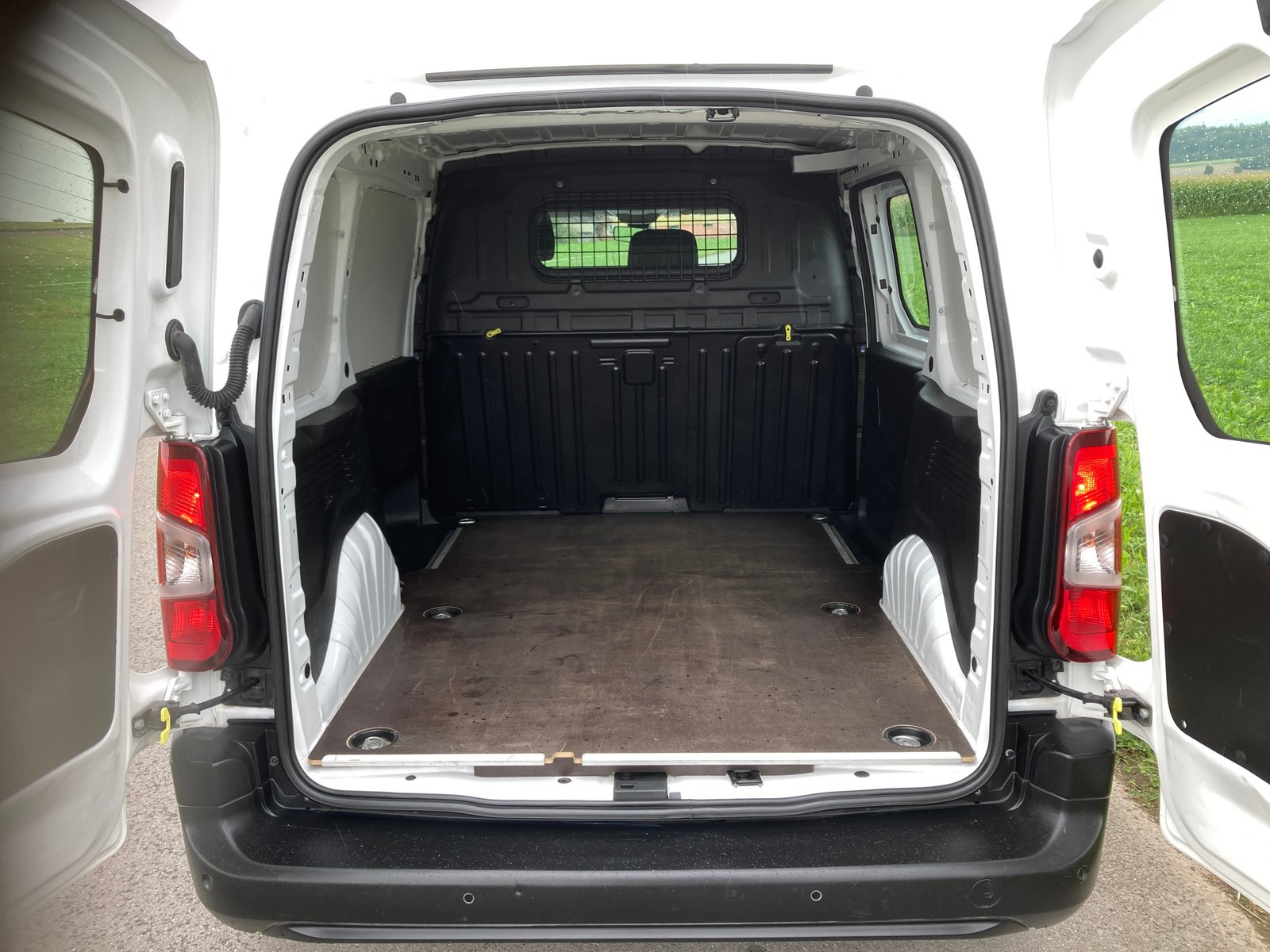 PEUGEOT Partner 1.2 Pure Tech s/s Premium EAT8 650kg, Benzina, Occasioni / Usate, Automatico - 6