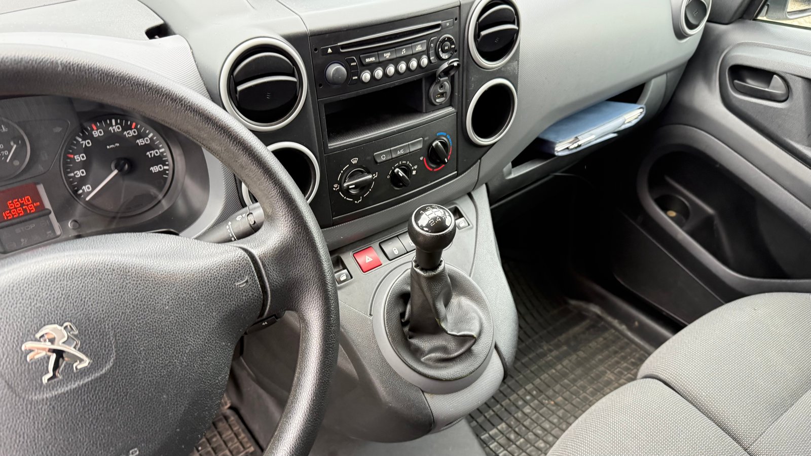 PEUGEOT Partner 1.6BlueHDI Allure, Diesel, Occasion / Gebraucht, Handschaltung - 4