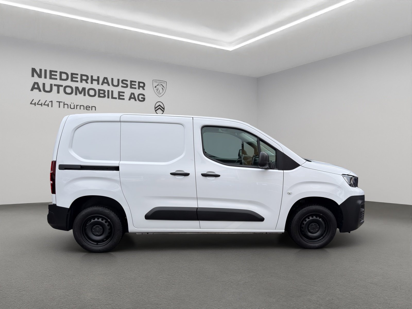 PEUGEOT Partner Kaw. 650 Standard 1.2, Essence, Occasion / Utilisé, Manuelle - 2