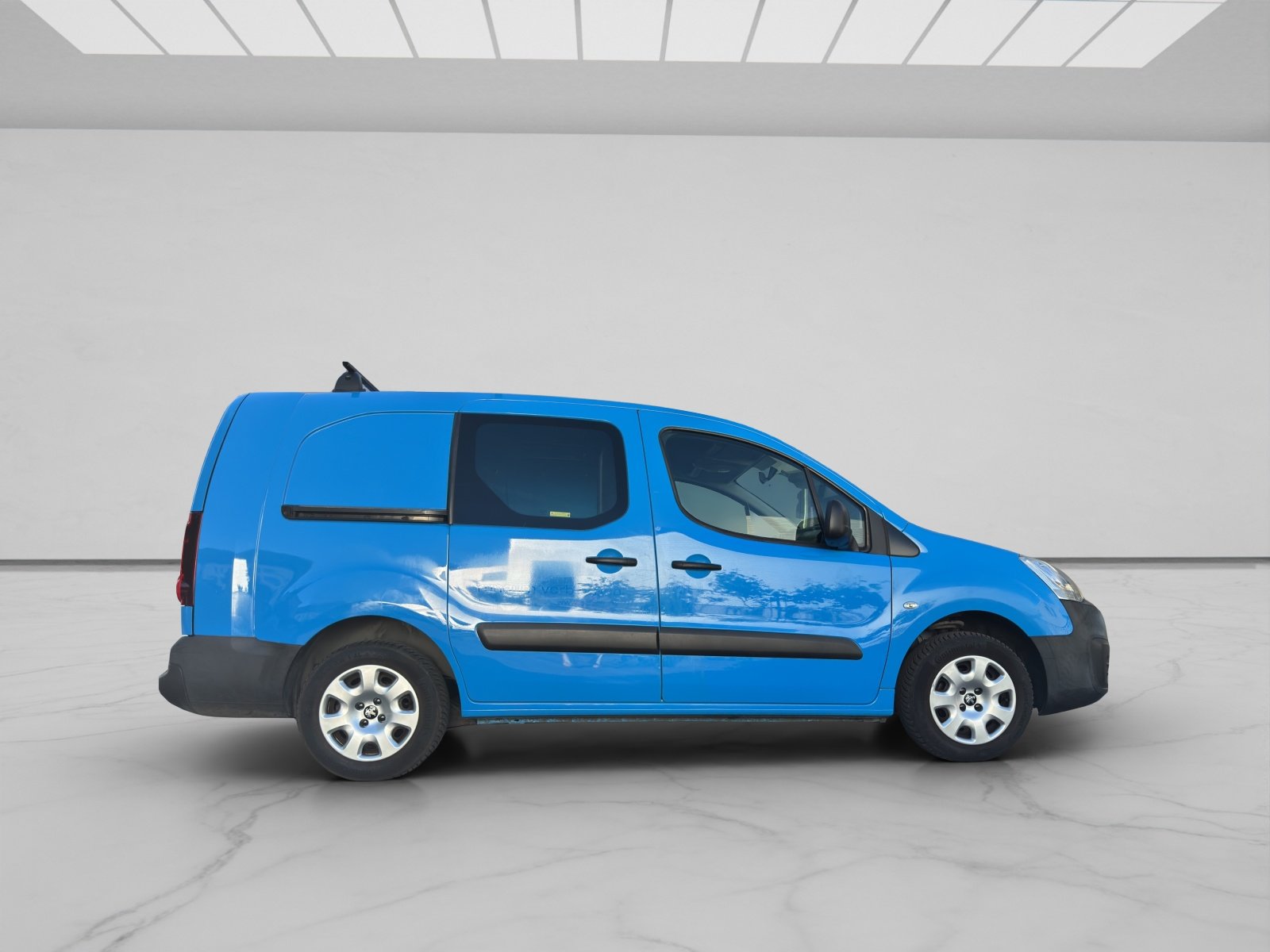 PEUGEOT Partner 1.6 e-HDI Urban Pack, Diesel, Occasion / Gebraucht, Handschaltung - 7