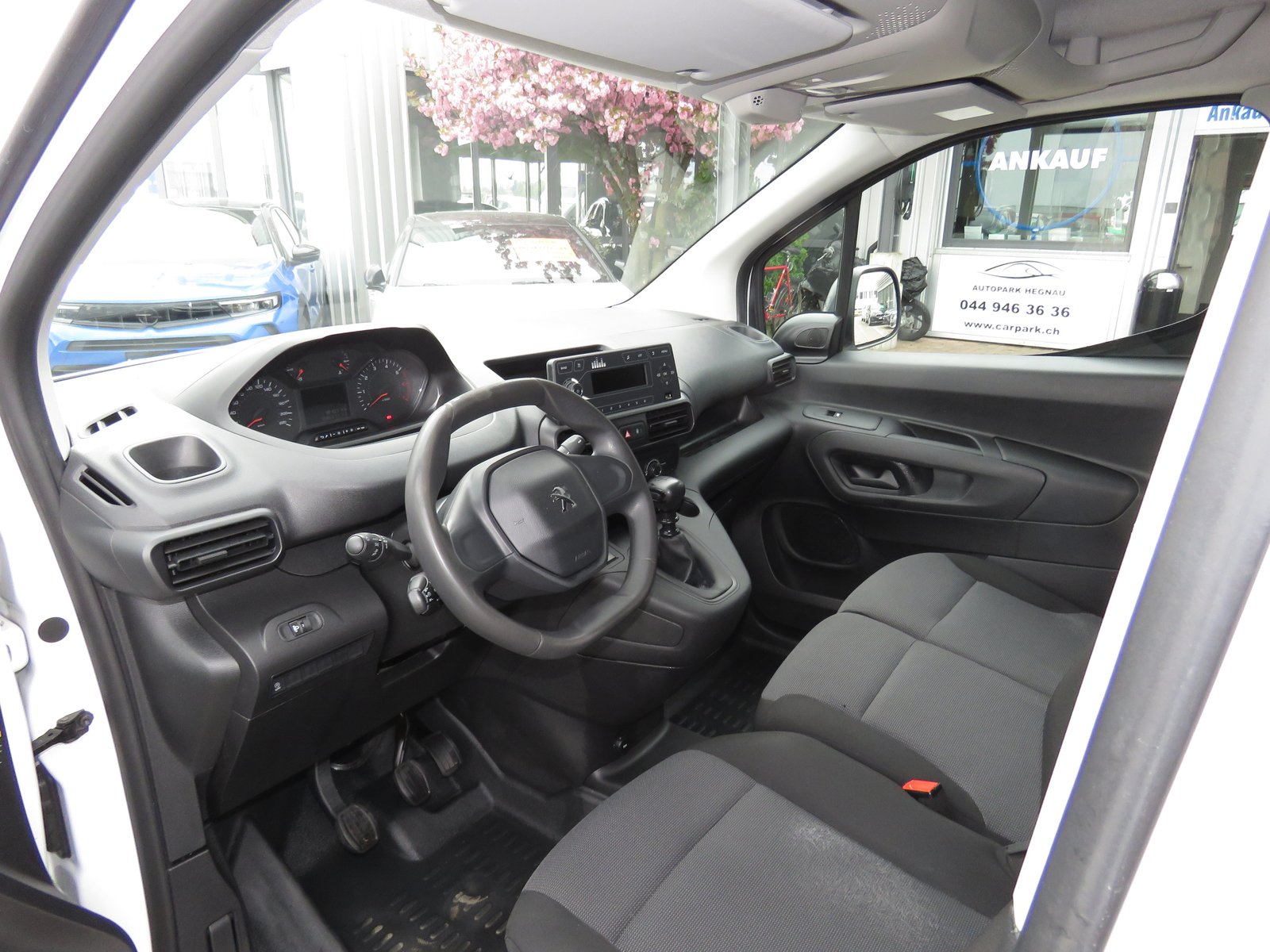PEUGEOT Partner 1.2 Pure Tech s/s Pro Vertiefte Kabine, Benzina, Occasioni / Usate, Manuale - 7