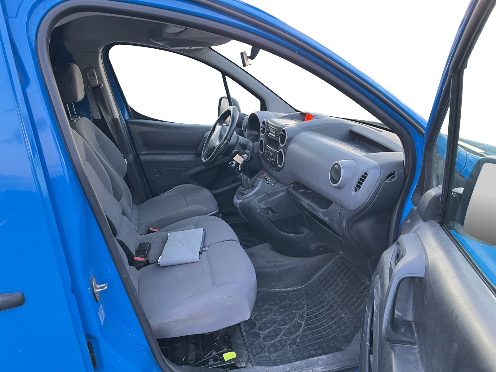 PEUGEOT Partner 1.6 e-HDI Urban Pack L2, Diesel, Second hand / Used, Manual - 7