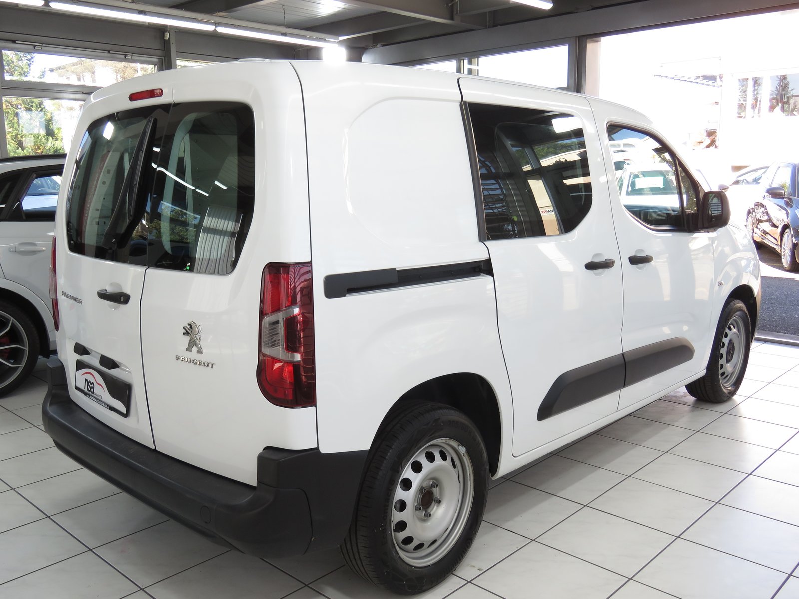 PEUGEOT Partner 1.5 Blue HDi s/s Premium 1000kg, Diesel, Occasion / Utilisé, Manuelle - 4