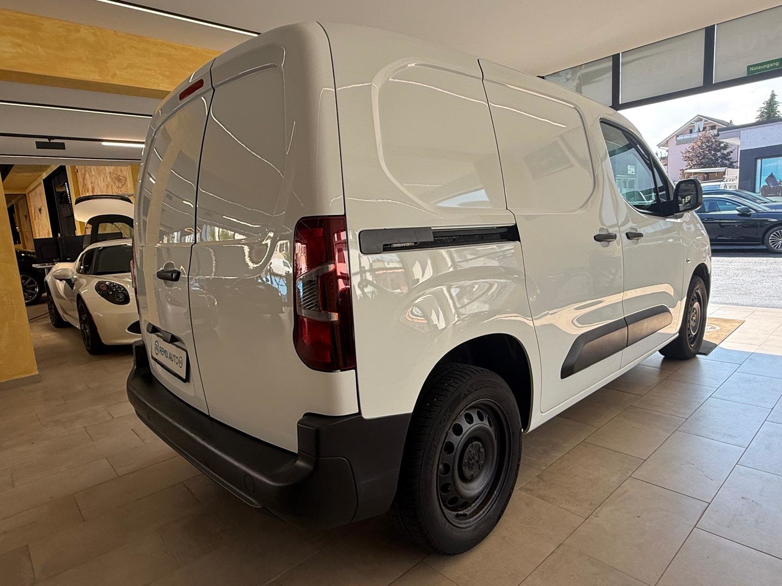 PEUGEOT Partner 1.2 Pure Tech s/s Pro 650kg, Benzina, Occasioni / Usate, Manuale - 3