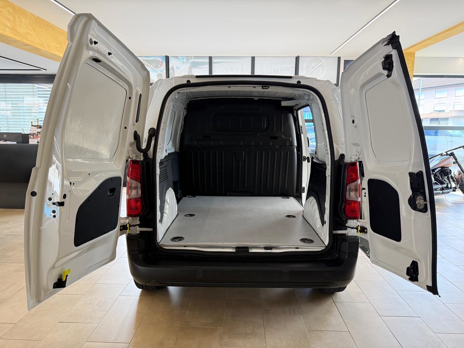 PEUGEOT Partner 1.2 Pure Tech s/s Pro 650kg, Benzina, Occasioni / Usate, Manuale - 5