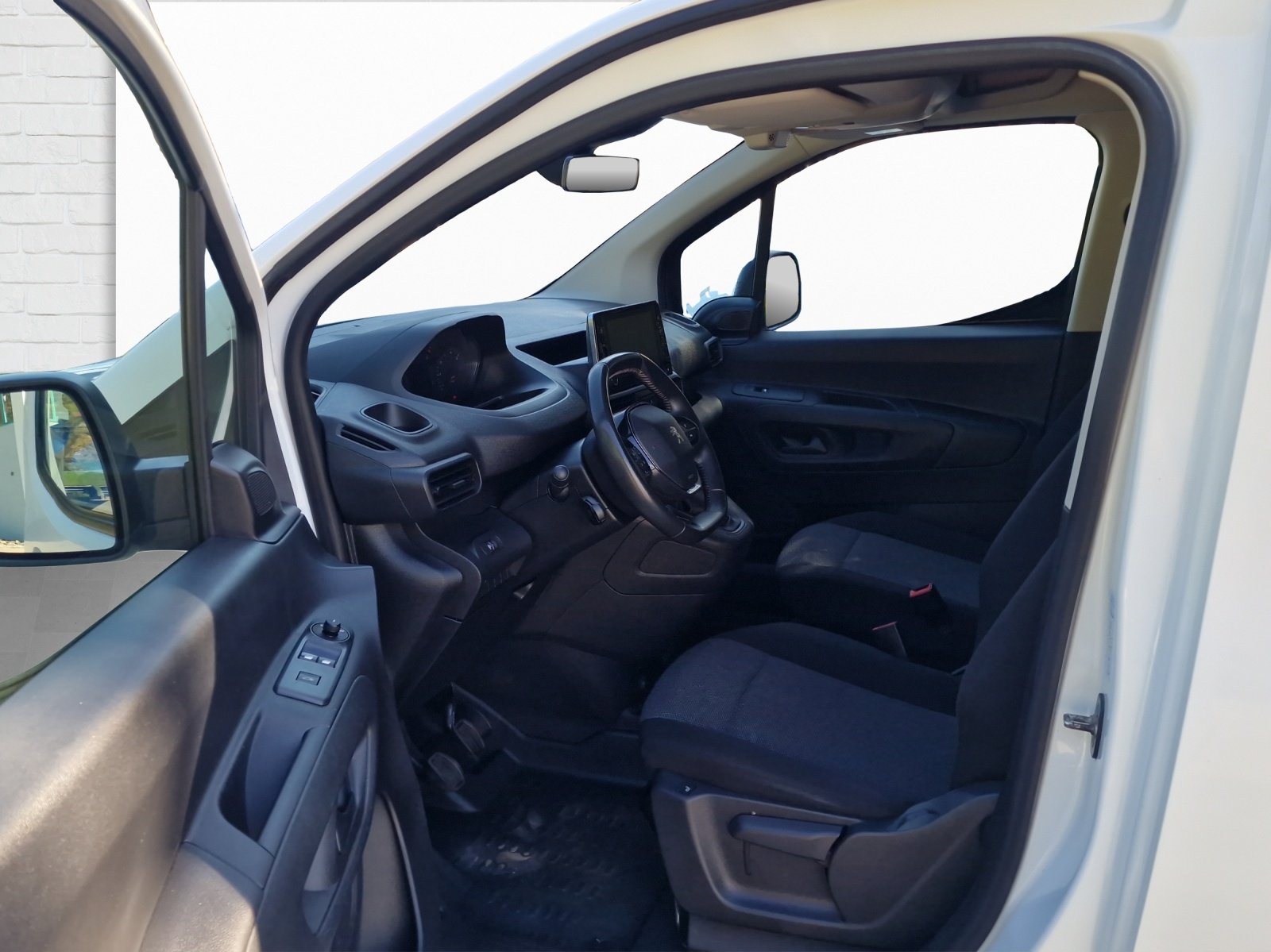 PEUGEOT Partner Kaw. 650 Standard 1.5 BlueHDI 100 Premium S/S, Diesel, Occasion / Utilisé, Manuelle - 5