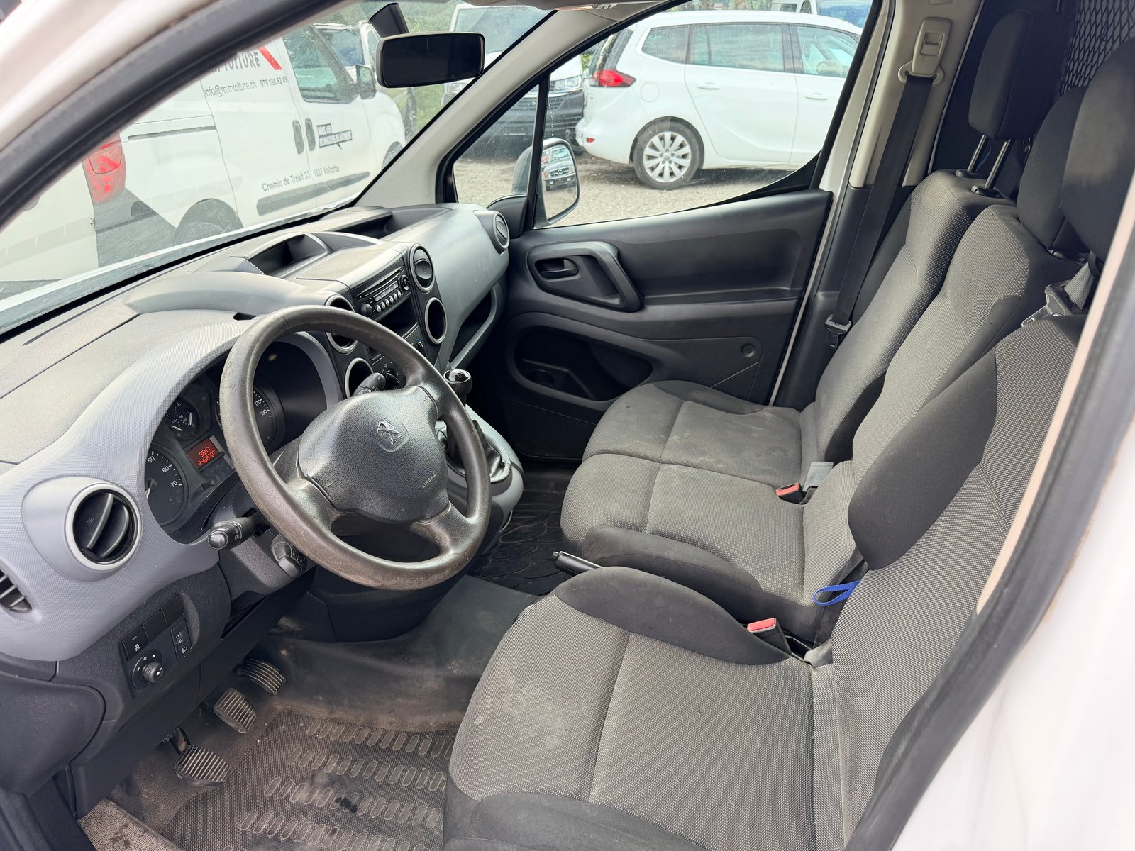 PEUGEOT Partner 1.6 VTi Active, Essence, Occasion / Utilisé, Manuelle - 7