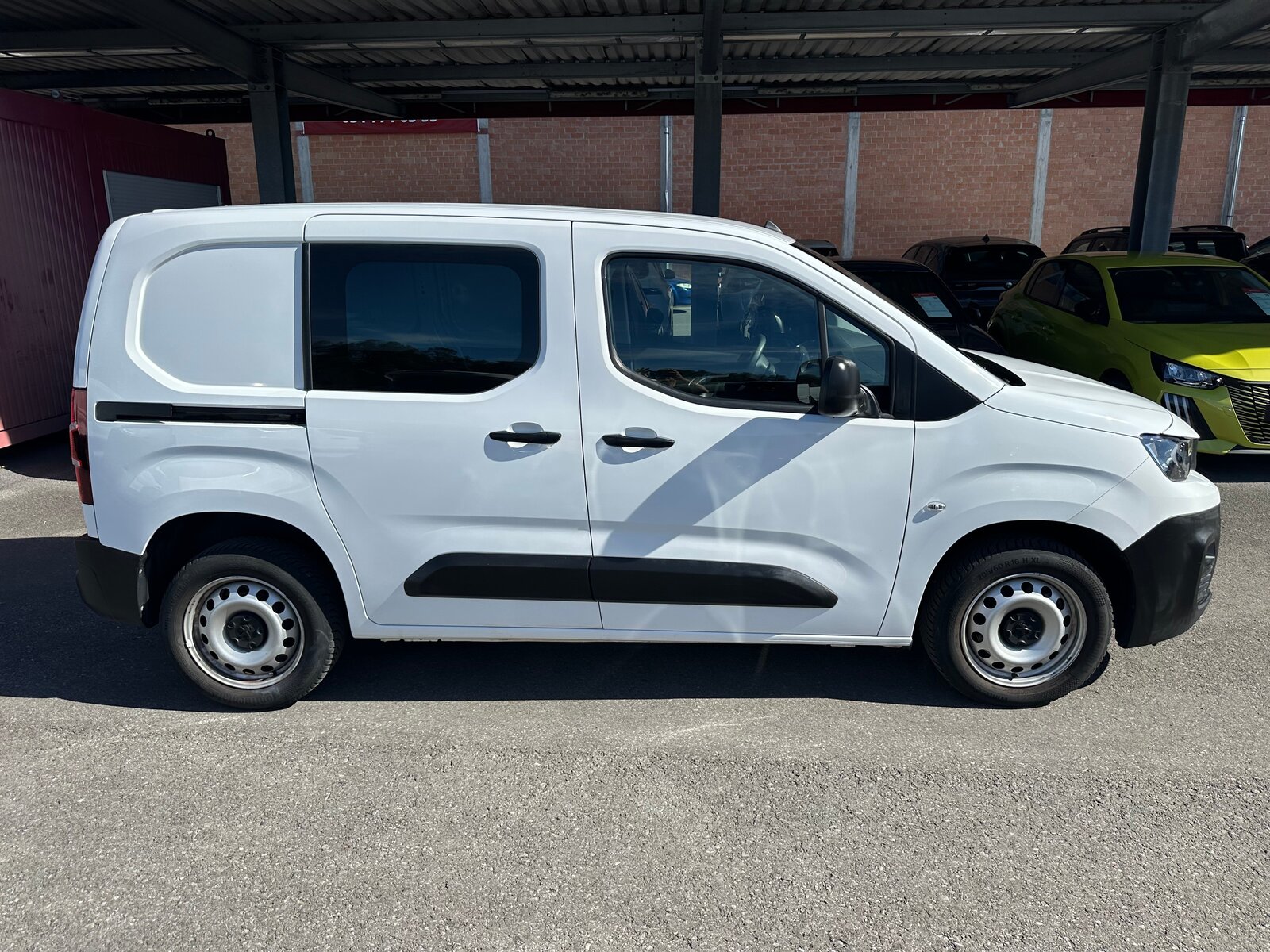 PEUGEOT Partner 1.5 Blue HDi s/s Premium 1000kg, Diesel, Occasion / Gebraucht, Handschaltung - 2