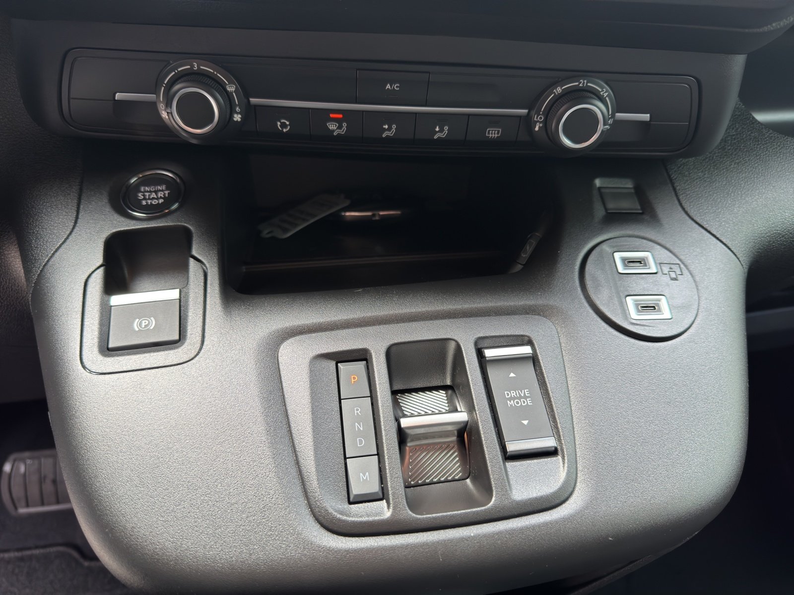 PEUGEOT Partner Kaw. 1000 Standard 1.5 BlueHDI 130 S/S, Diesel, Voiture de démonstration, Automatique - 6
