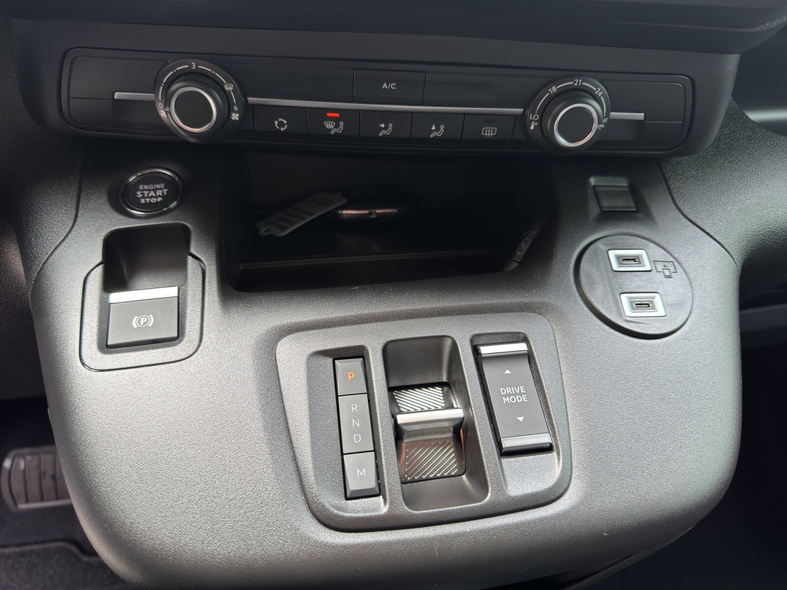 PEUGEOT Partner Kaw. 1000 Standard 1.5 BlueHDI 130 S/S, Diesel, Auto dimostrativa, Automatico - 6