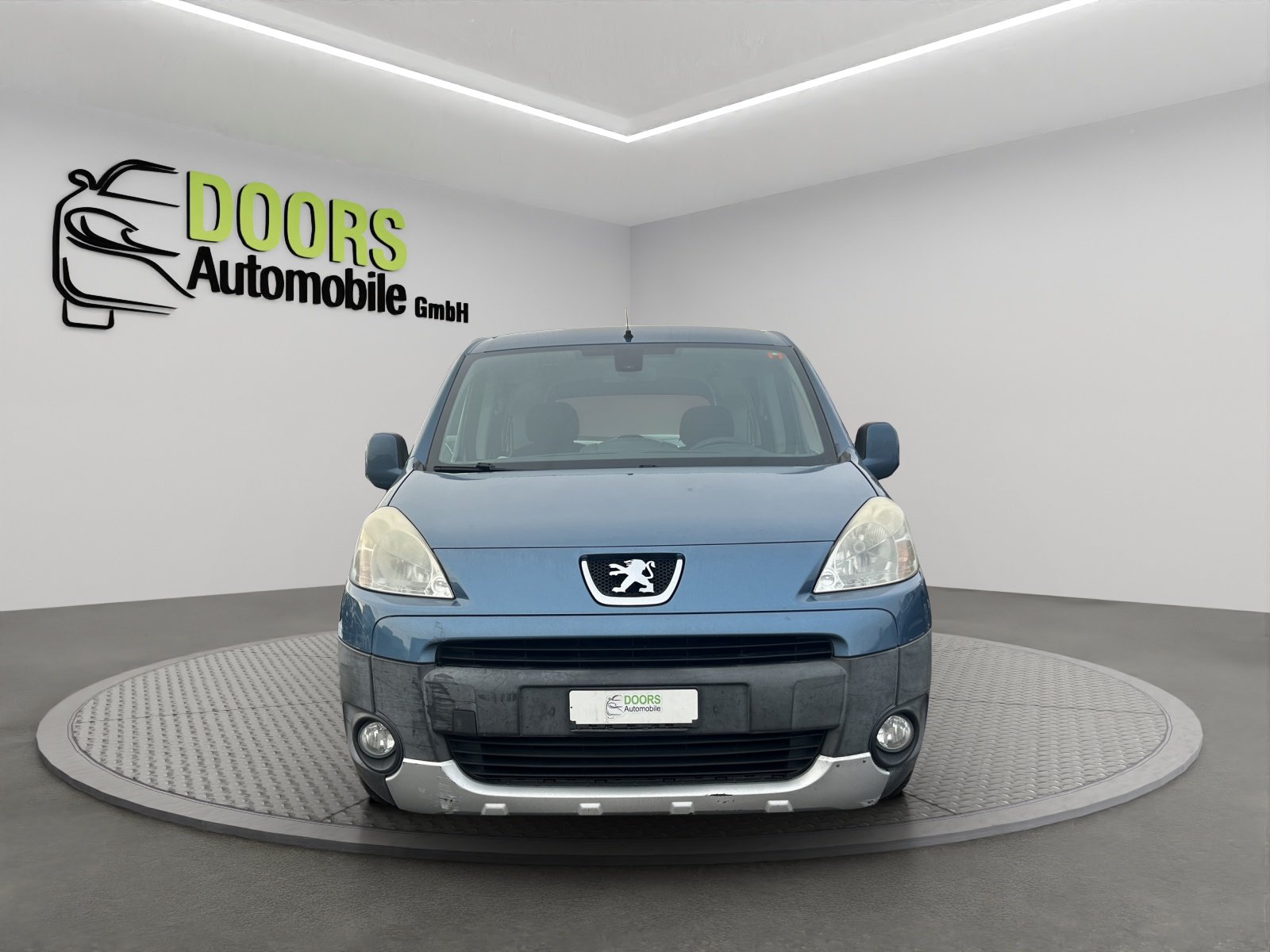 PEUGEOT Partner 1.6 Trendy, Petrol, Second hand / Used, Manual - 2