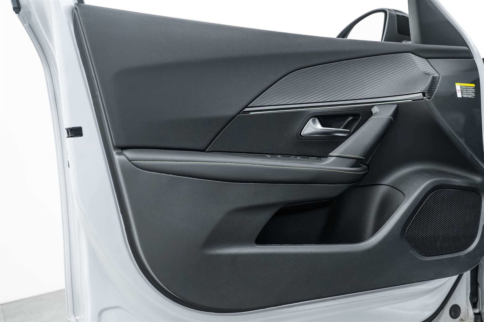 PEUGEOT Peugeot 2008 1.2 PureTech GT Automat, Hybride Léger Essence/Électricité, Occasion / Utilisé, Automatique - 7
