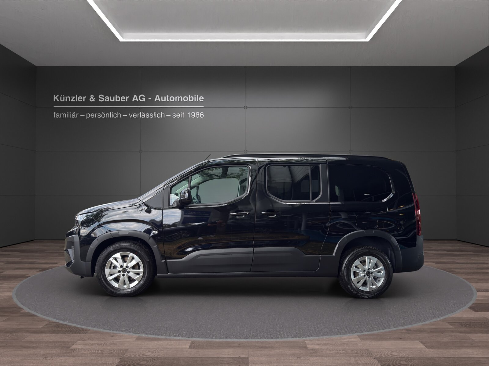 PEUGEOT Rifter Long 1.5 BlueHDi Family Edition EAT8, Diesel, Auto nuove, Automatico - 2