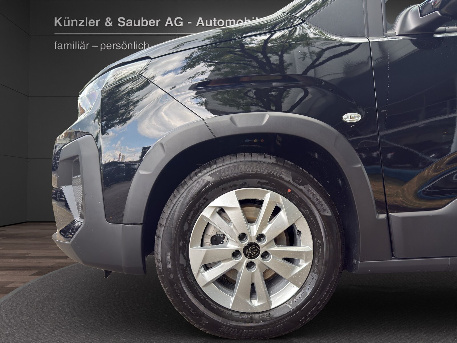 PEUGEOT Rifter Long 1.5 BlueHDi Family Edition EAT8, Diesel, Auto nuove, Automatico - 3