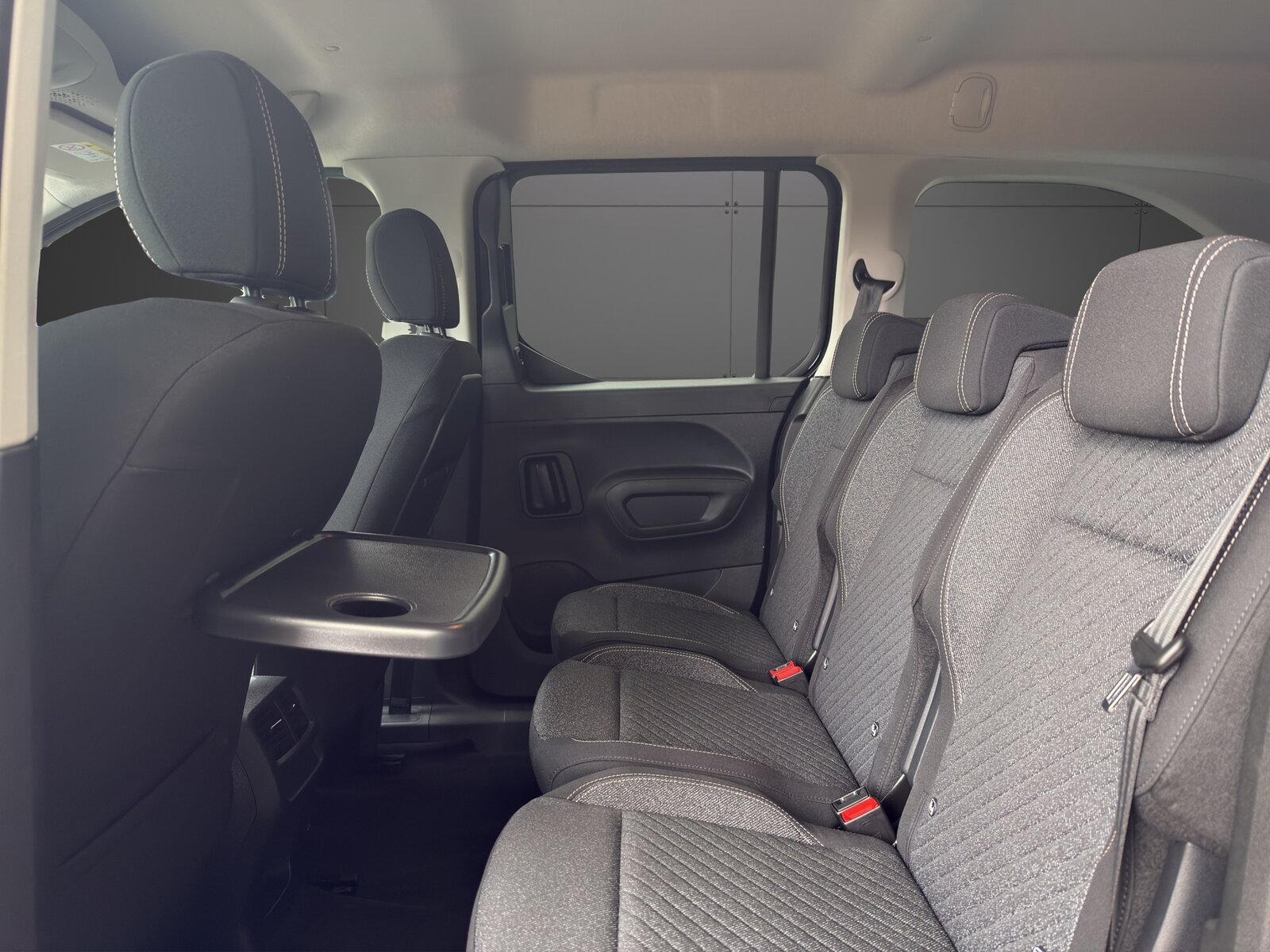 PEUGEOT Rifter Long 1.5 BlueHDi Family Edition EAT8, Diesel, Auto nuove, Automatico - 7