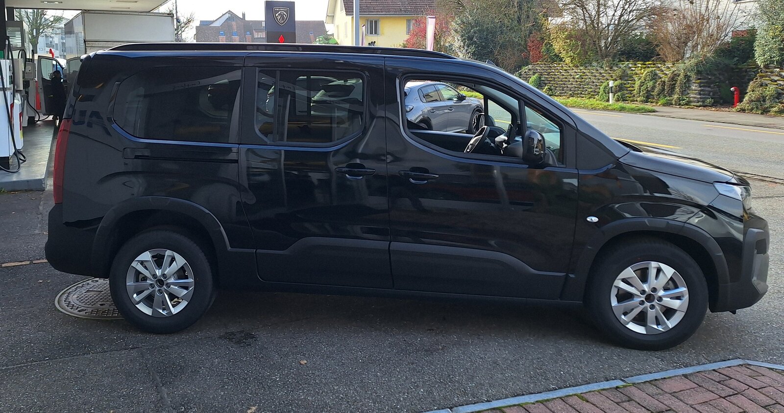 PEUGEOT Rifter Long BlueHDi Allure Helvetia