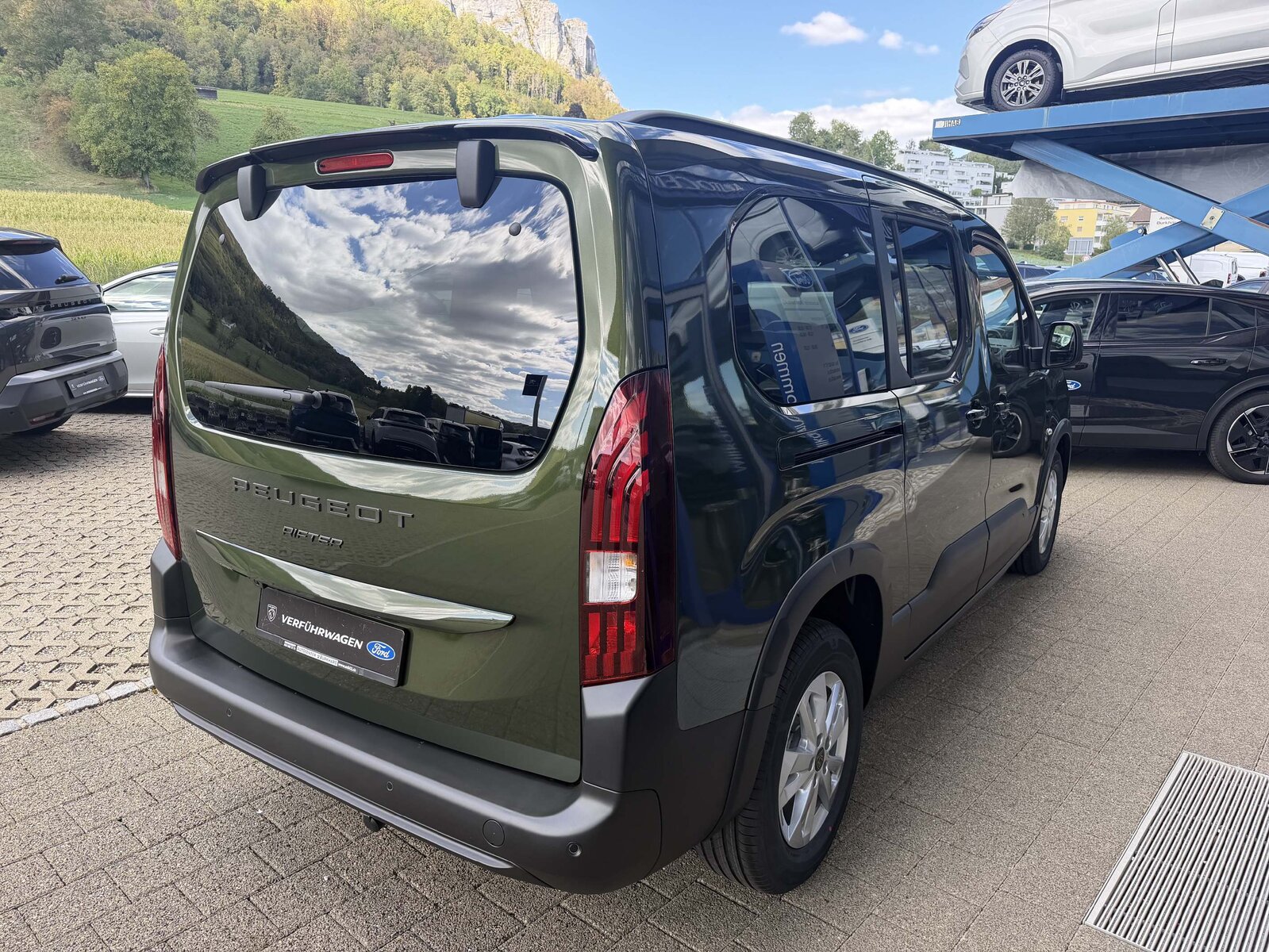 PEUGEOT Rifter Long 1.5 HDi 7-Plätzer Family Edition 1.9% Leasing, Diesel, Auto nuove, Automatico - 4