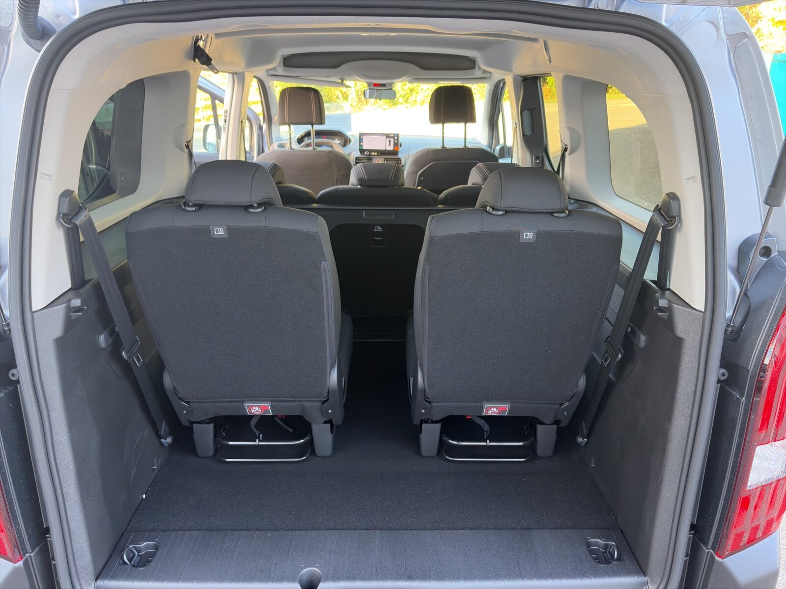PEUGEOT Rifter Long 1.5 BlueHDi 130 Fa, Diesel, Neuwagen, Automatik - 7
