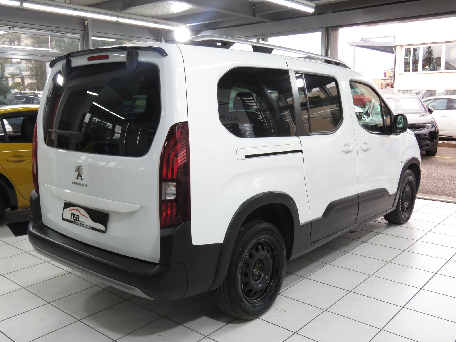 PEUGEOT Rifter Long 1.2 PureTech 7-PLätzer Allure Pack EAT8, Benzina, Occasioni / Usate, Automatico - 4