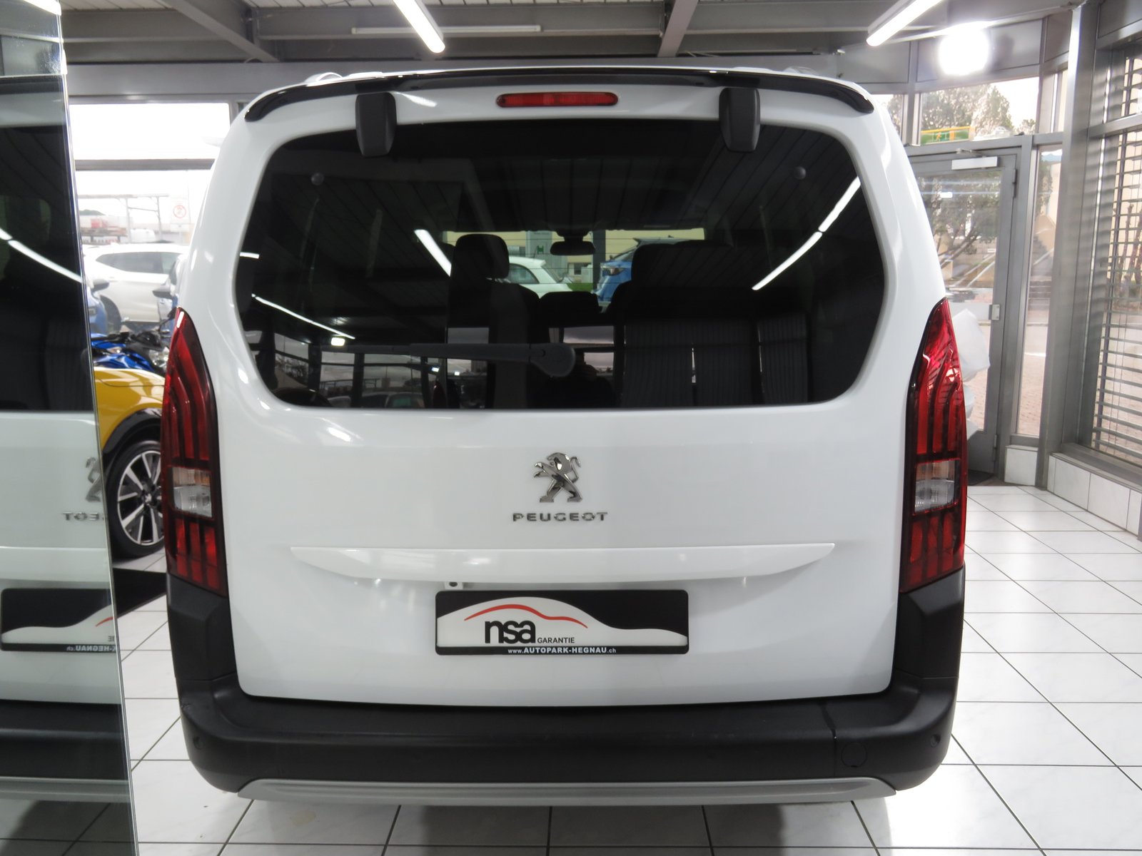 PEUGEOT Rifter Long 1.2 PureTech 7-PLätzer Allure Pack EAT8, Benzina, Occasioni / Usate, Automatico - 5