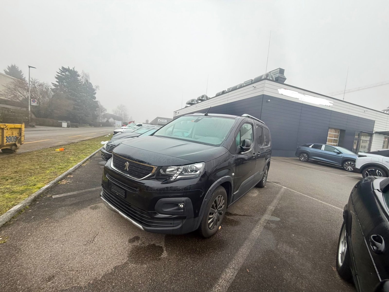 PEUGEOT Rifter Long 1.5 BlueHDi Allure Automat, Diesel, Occasion / Utilisé, Automatique - 2