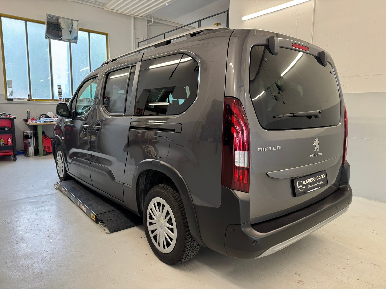 PEUGEOT Rifter Long 1.5 BlueHDi 7PL Active EAT8, Diesel, Second hand / Used, Automatic - 6
