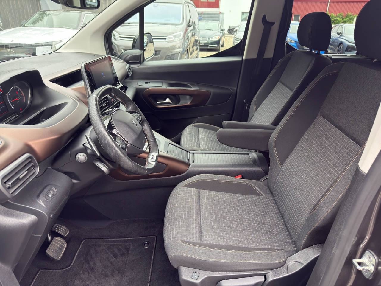 PEUGEOT Rifter 1.5 BlueHDi 130 GT, Diesel, Second hand / Used, Automatic - 5