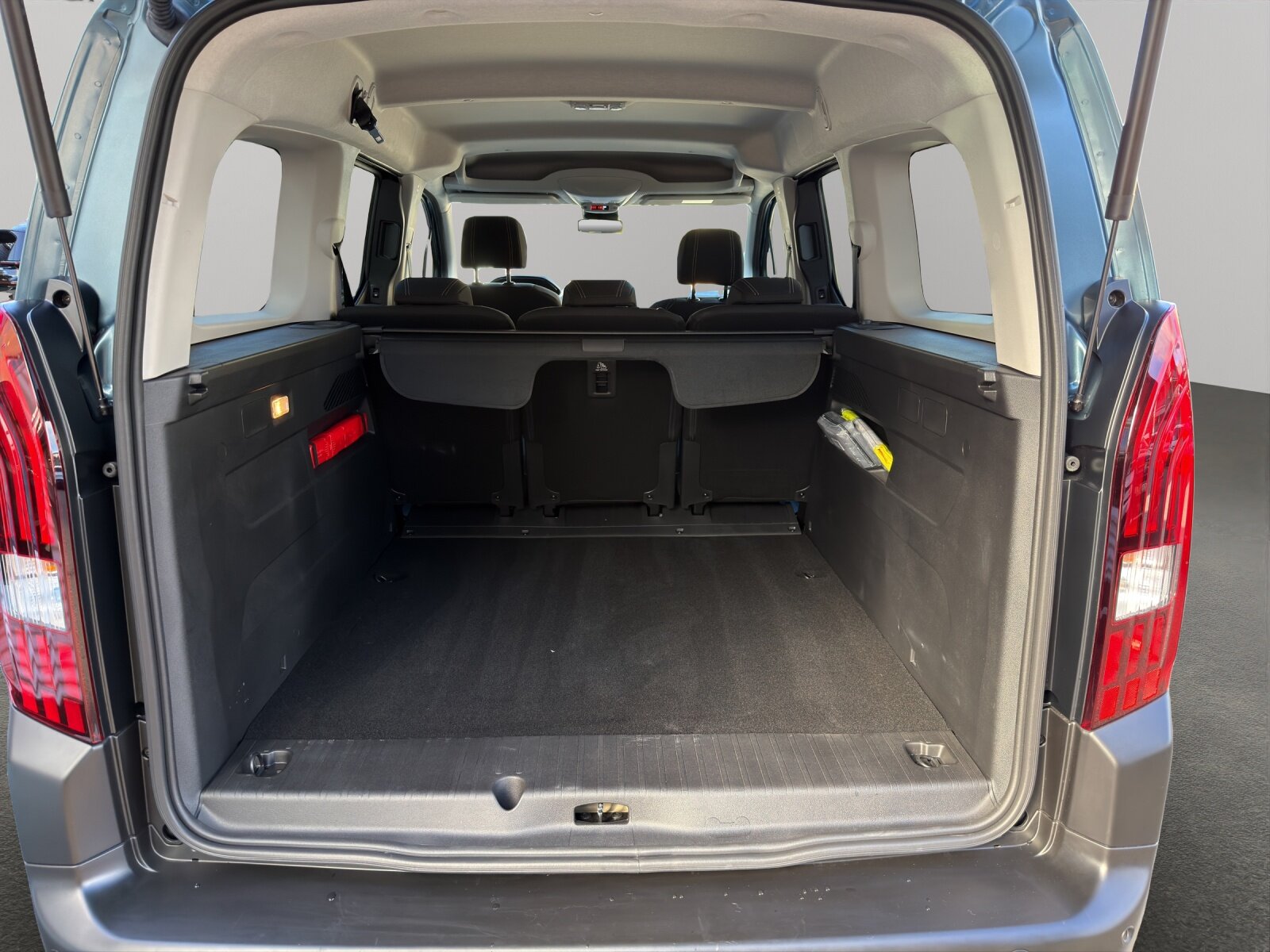 PEUGEOT Rifter Long 1.5 BlueHDi 130 Al, Diesel, Occasion / Utilisé, Automatique - 6