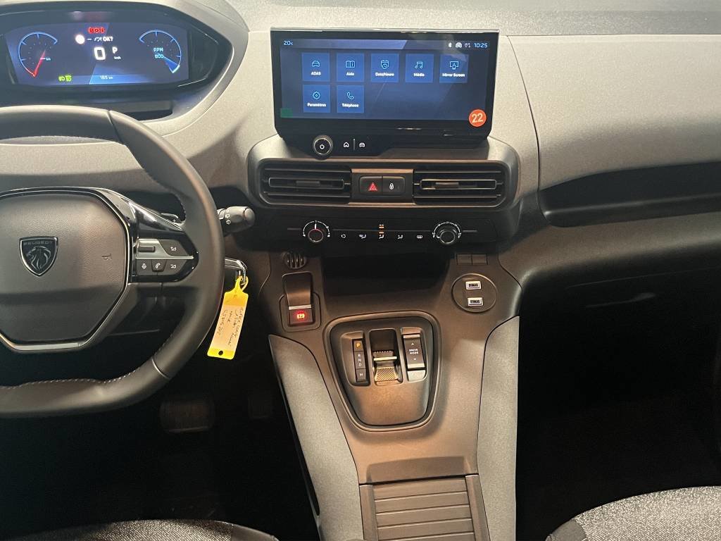 PEUGEOT Rifter Long 1.5 BlueHDi Allure EAT8, Diesel, Ex-demonstrator, Automatic - 7