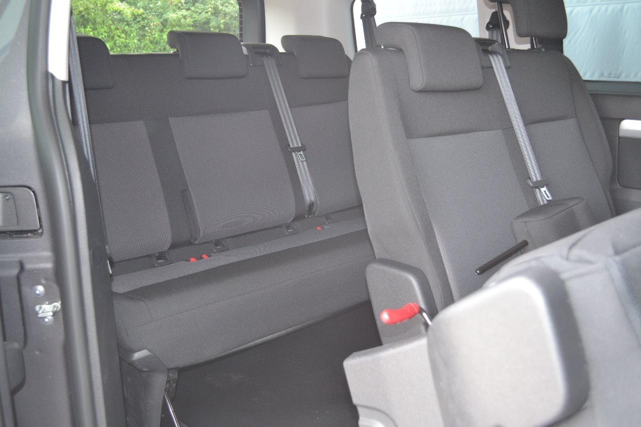 PEUGEOT Traveller Business Stand., Diesel, Occasion / Gebraucht, Automatik - 7