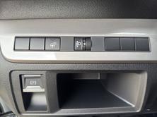 PEUGEOT Traveller 2.2 BlueHDi Family Edition Standard EAT8, Diesel, Occasion / Gebraucht, Automatik - 7