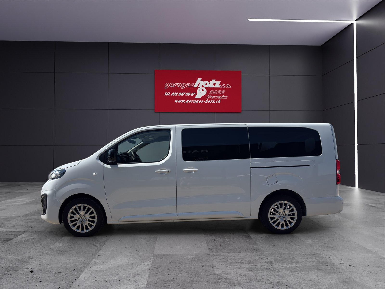 PEUGEOT Traveller 2.0 BlueHDi Business M, Diesel, Occasion / Gebraucht, Automatik - 2