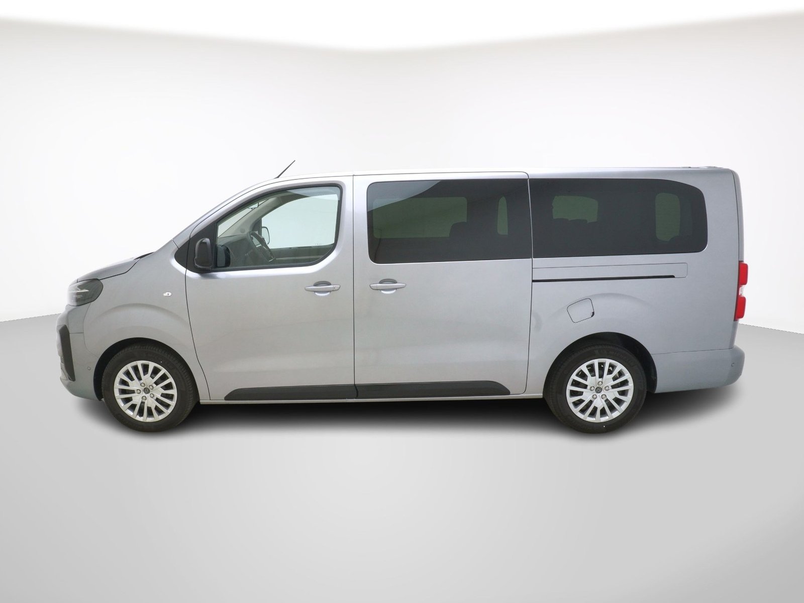 PEUGEOT Traveller Long 2.0 BlueHDi Business, Diesel, New car, Automatic - 2