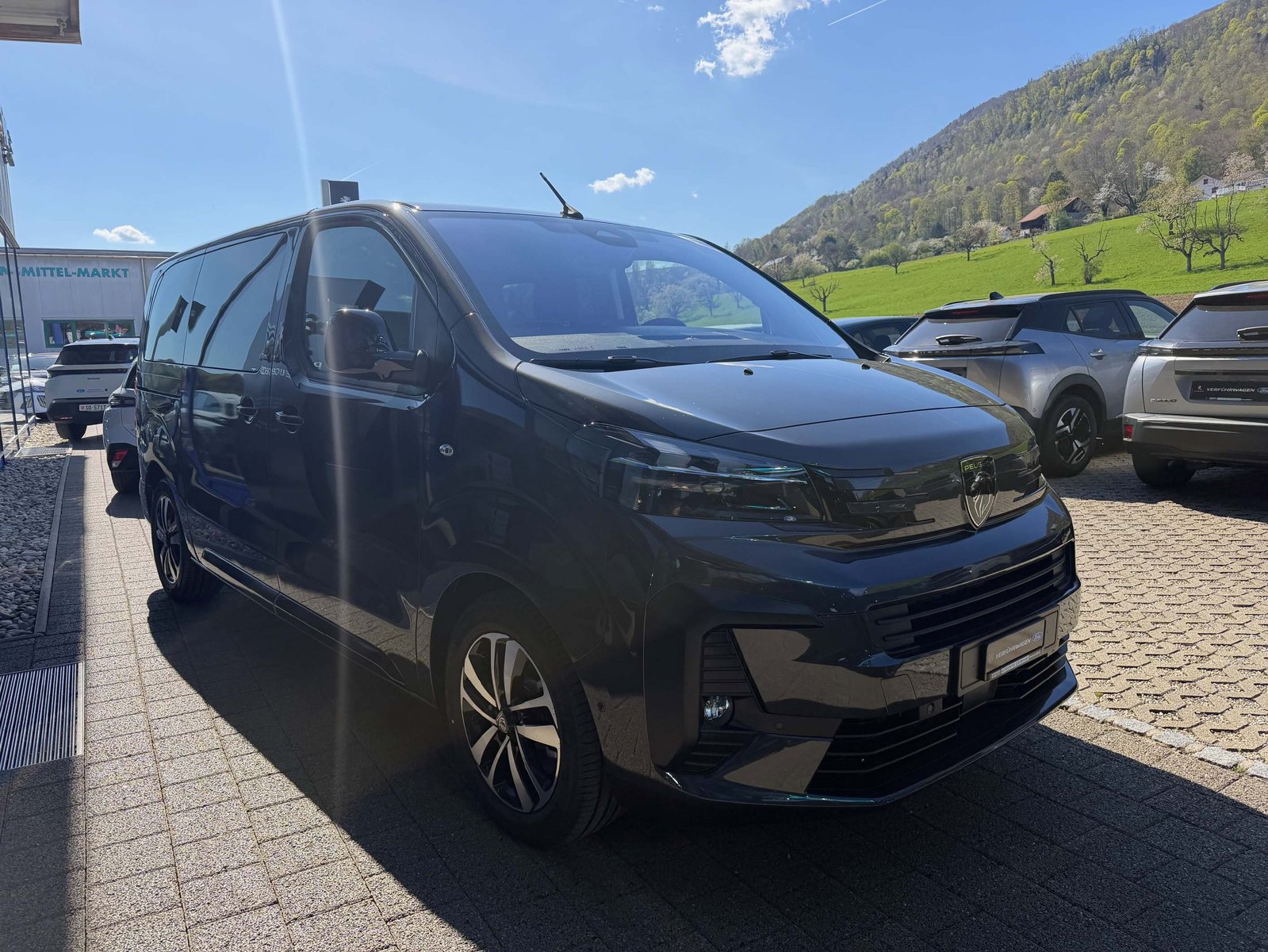PEUGEOT Traveller Family Edition 2.2 BlueHDi 180 S/S, Diesel, Voiture nouvelle, Automatique - 3