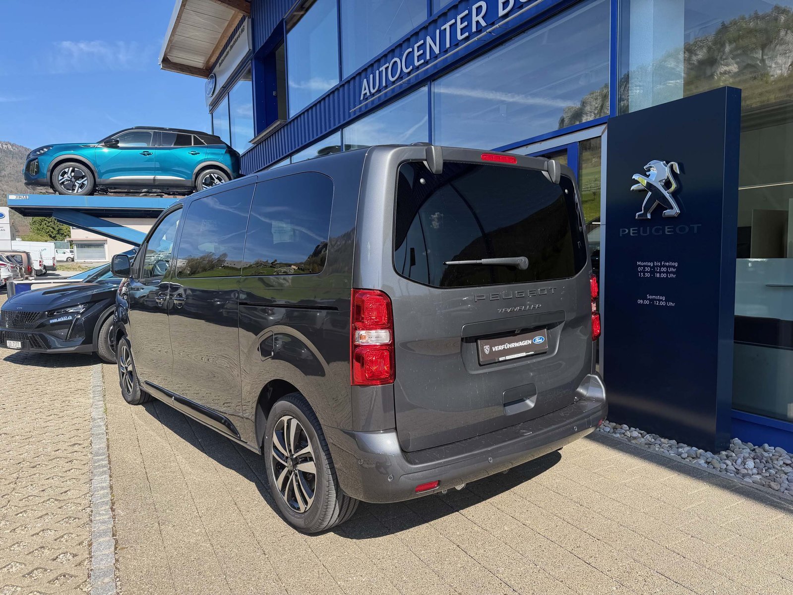PEUGEOT Traveller Family Edition 2.2 BlueHDi 180 S/S, Diesel, Voiture nouvelle, Automatique - 4