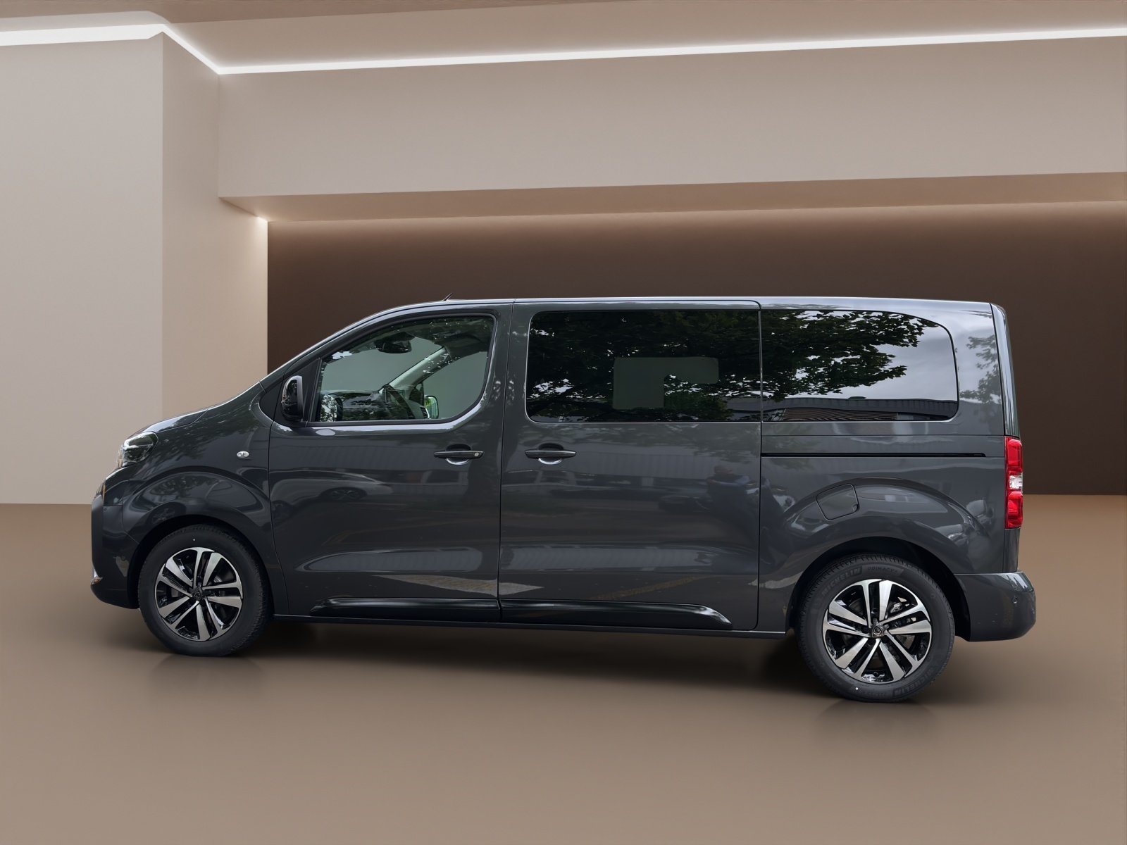 PEUGEOT Traveller Family Edition HDI 180 Automat, Diesel, New car - 2