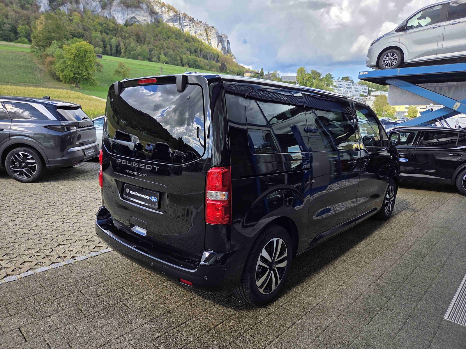 PEUGEOT Traveller Standard 2.2 BlueHDi 180  Family Edition S/S, Diesel, Voiture nouvelle, Automatique - 4