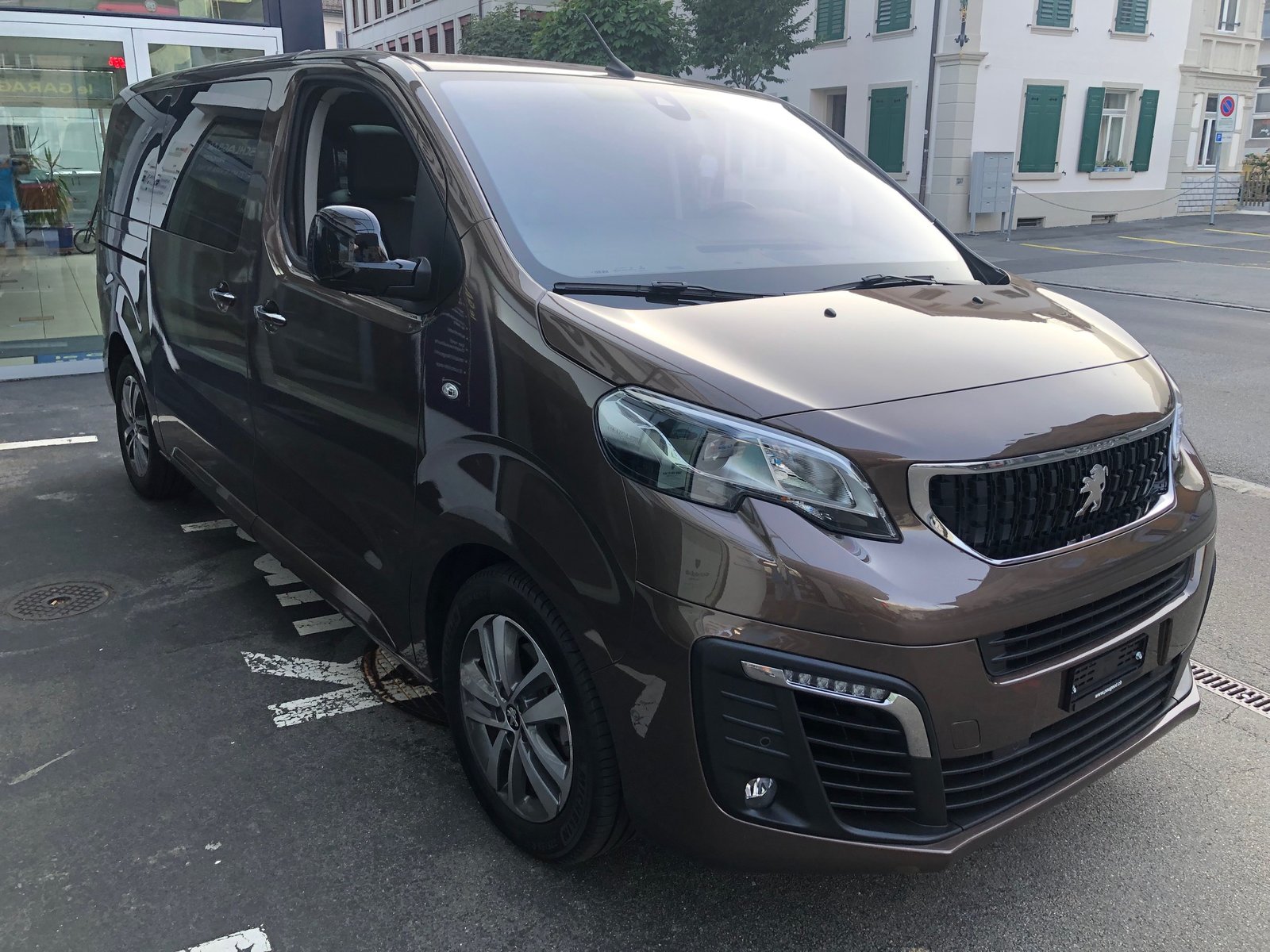 PEUGEOT Traveller Standard 2.0 BlueHDi 180 Allure S/S, Diesel, Occasioni / Usate, Automatico - 4