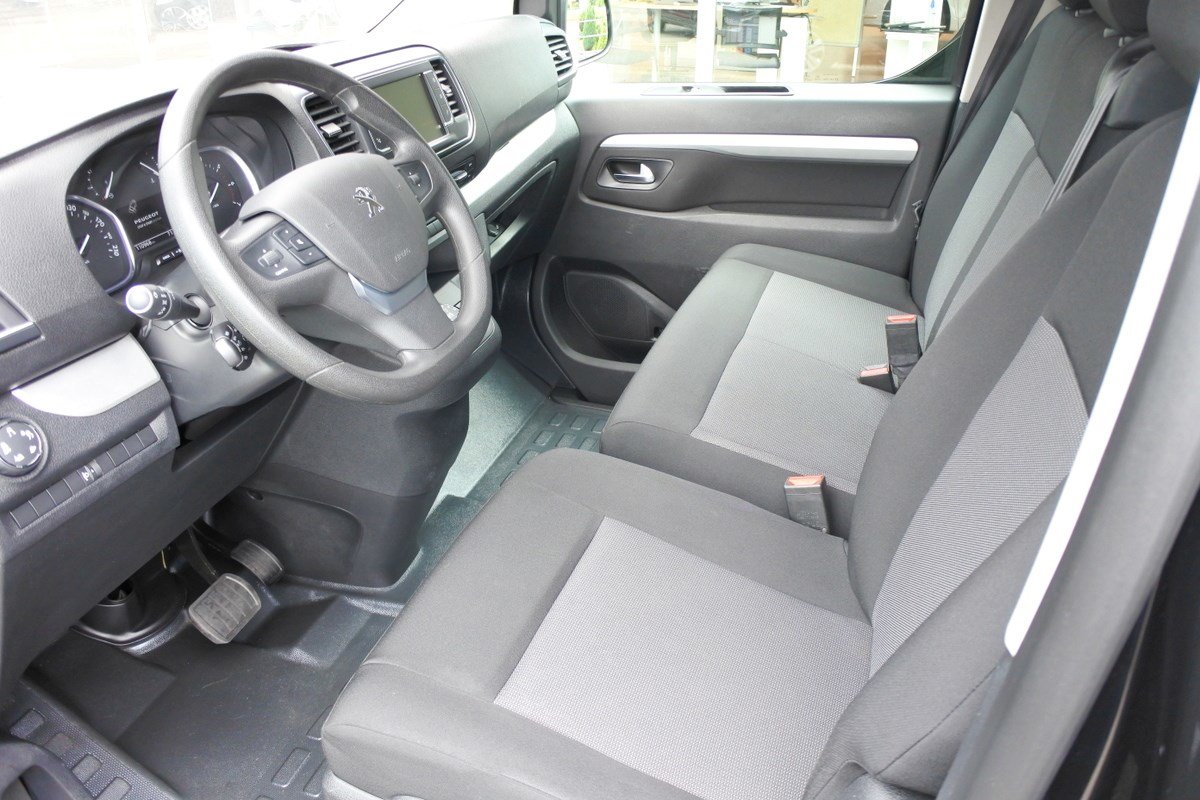 PEUGEOT Traveller Business Stand., Diesel, Occasion / Utilisé, Automatique - 2