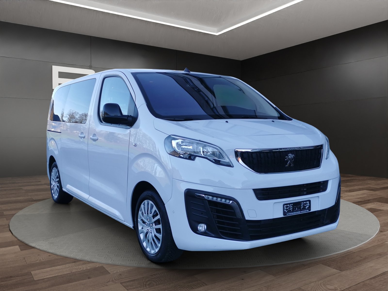 PEUGEOT Traveller 2.0 BlueHDi Business Standard EAT8