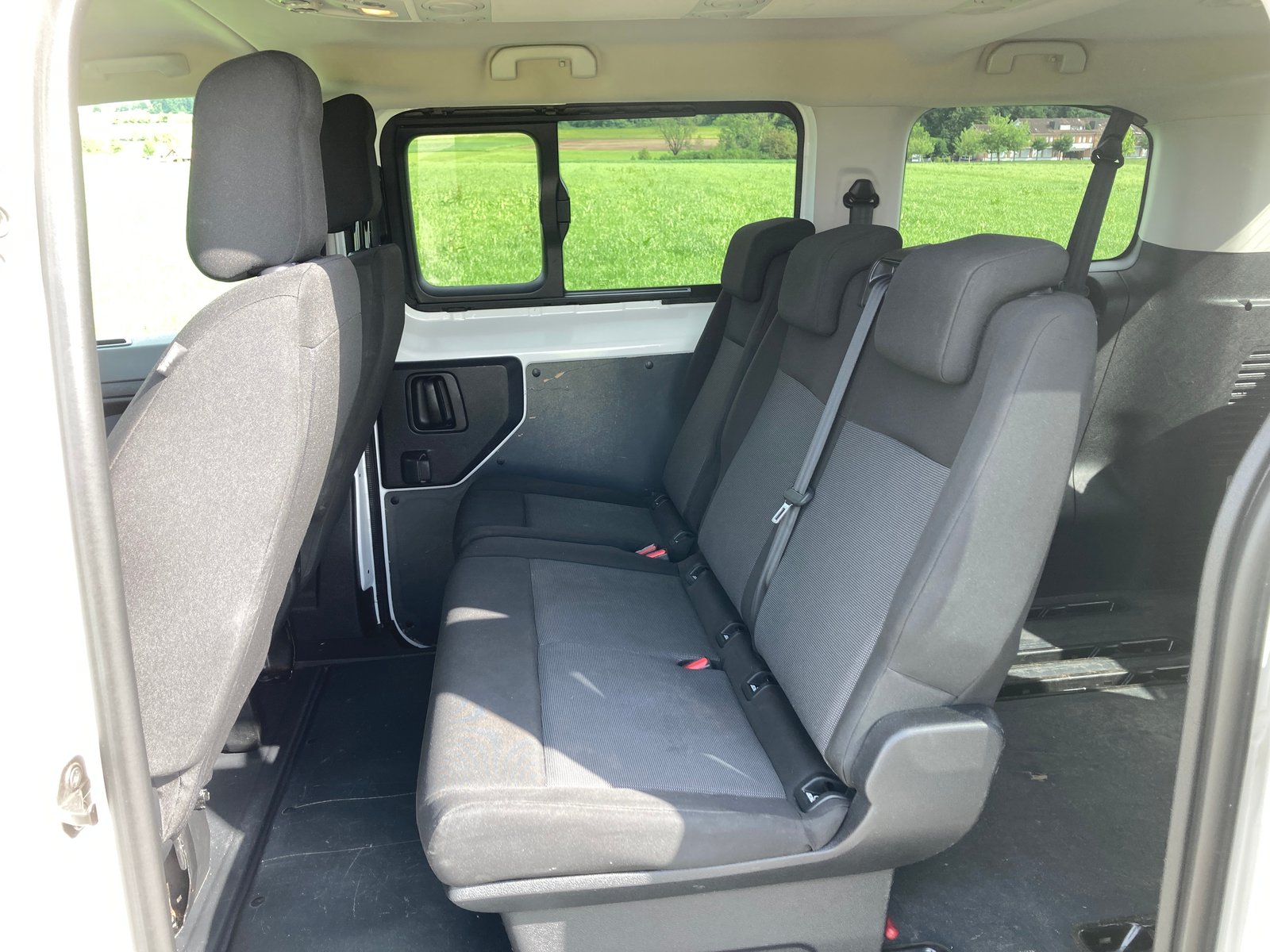 PEUGEOT Traveller 2.0 BlueHDi Active Standard 8 Sitze, Diesel, Occasioni / Usate, Manuale - 7