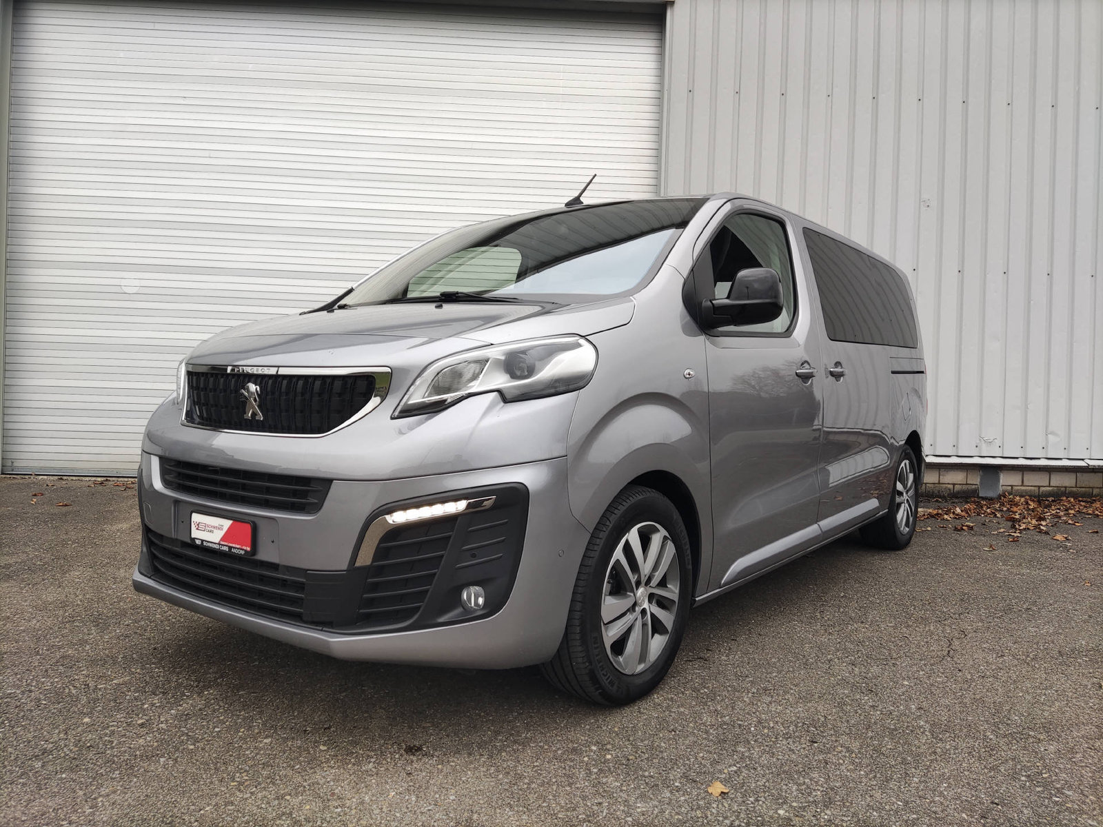 PEUGEOT Traveller Standard 2.0 BlueHDi 180 Business VIP S/S, Diesel, Occasion / Utilisé, Automatique - 3