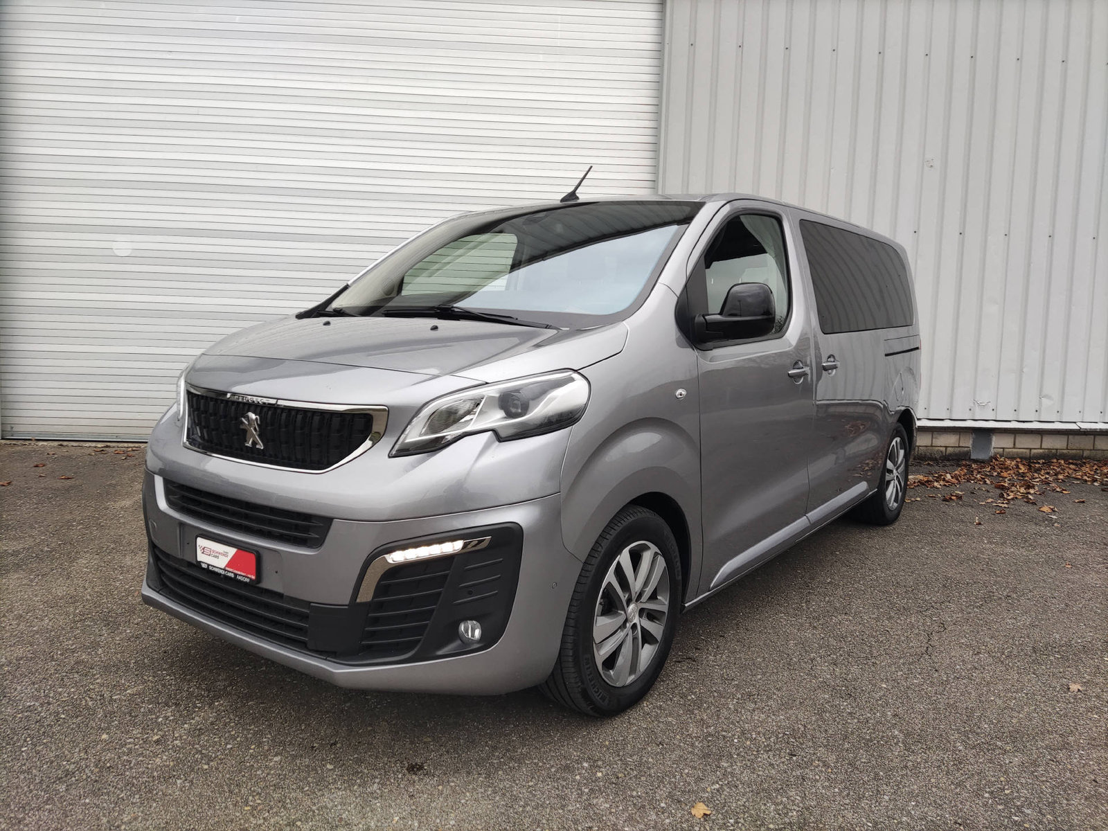 PEUGEOT Traveller Standard 2.0 BlueHDi 180 Business VIP S/S, Diesel, Occasion / Utilisé, Automatique - 4