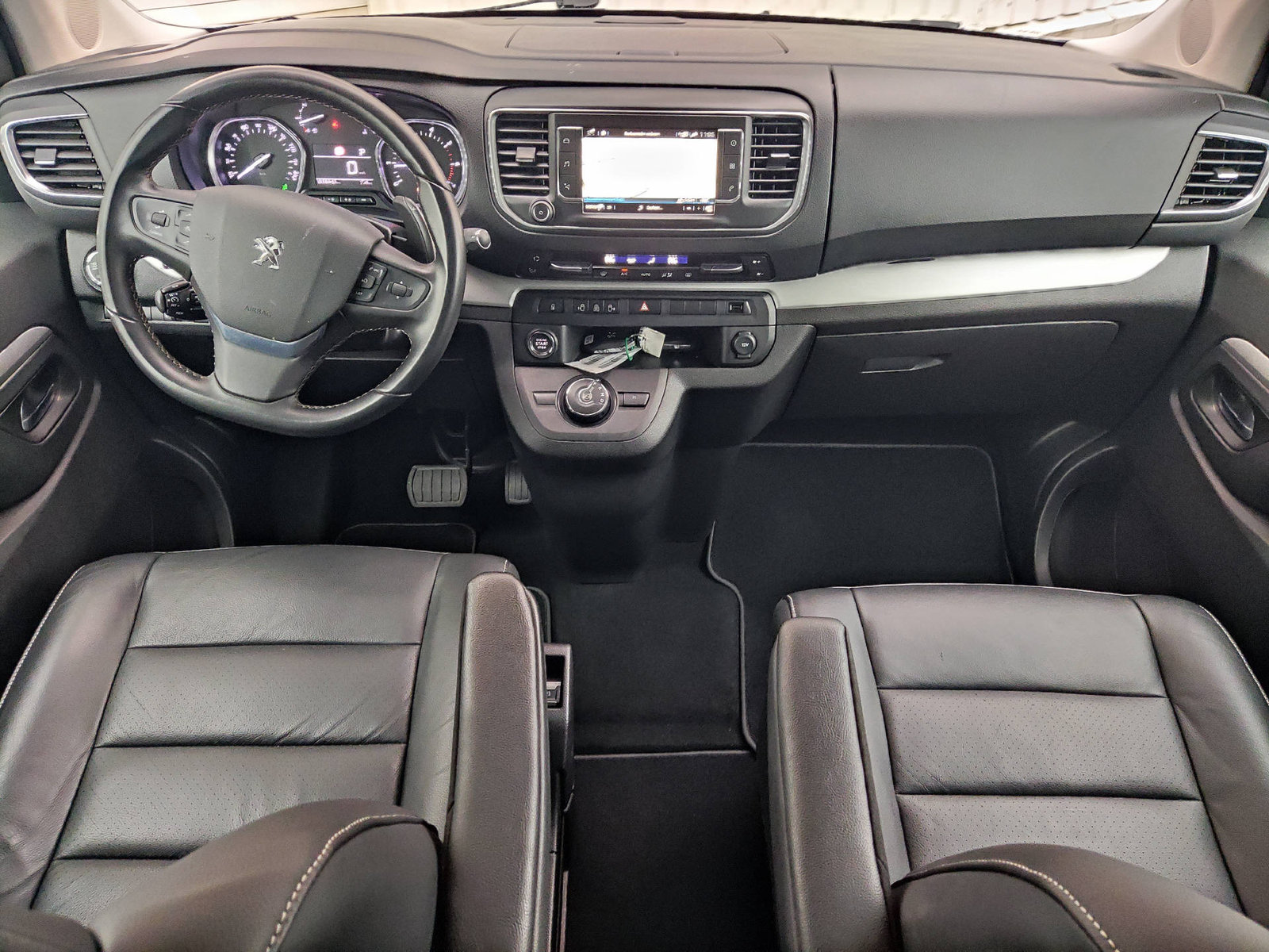 PEUGEOT Traveller Standard 2.0 BlueHDi 180 Business VIP S/S, Diesel, Occasion / Utilisé, Automatique - 5