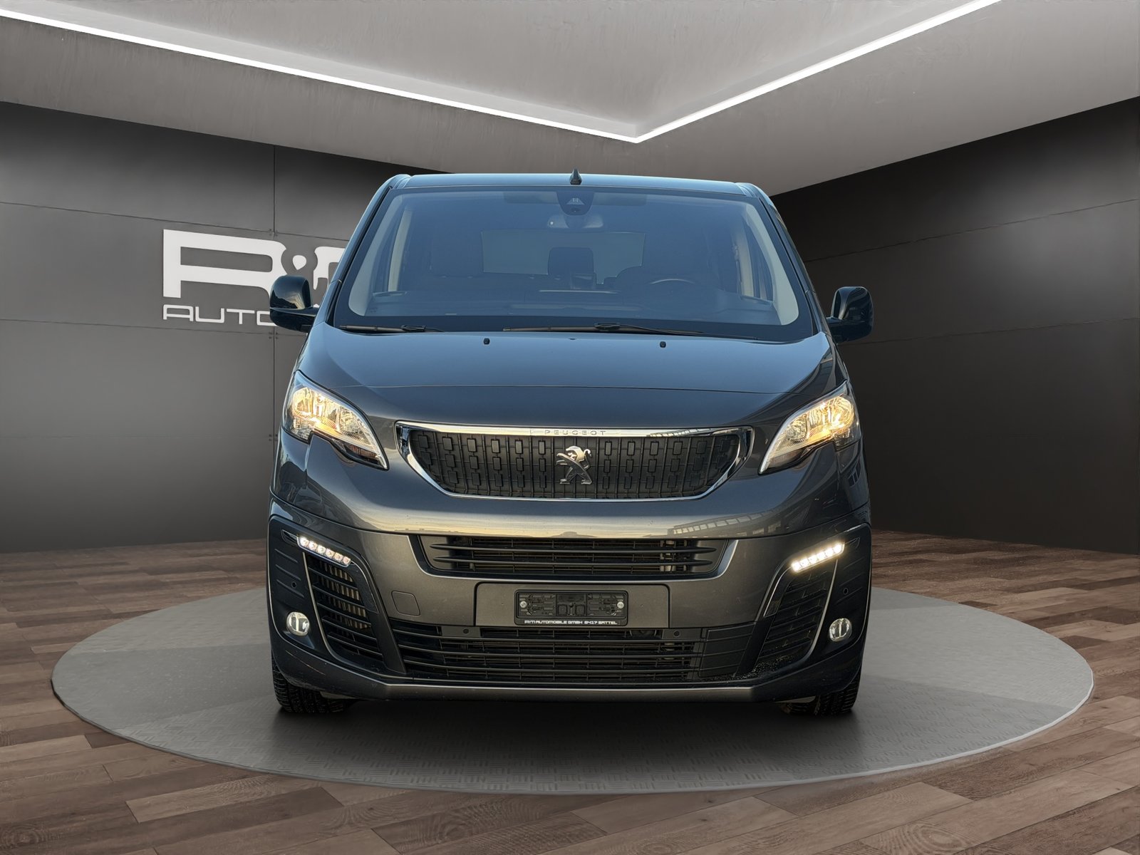 PEUGEOT Traveller 2.0 BlueHDi Business Standard EAT8, Diesel, Occasioni / Usate, Automatico - 2