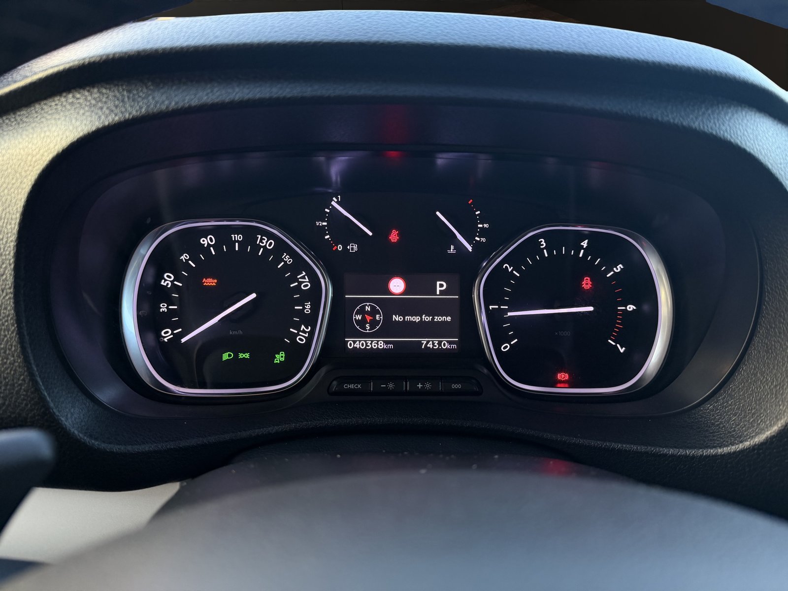 PEUGEOT Traveller 2.0 BlueHDi Business Standard EAT8, Diesel, Occasioni / Usate, Automatico - 7