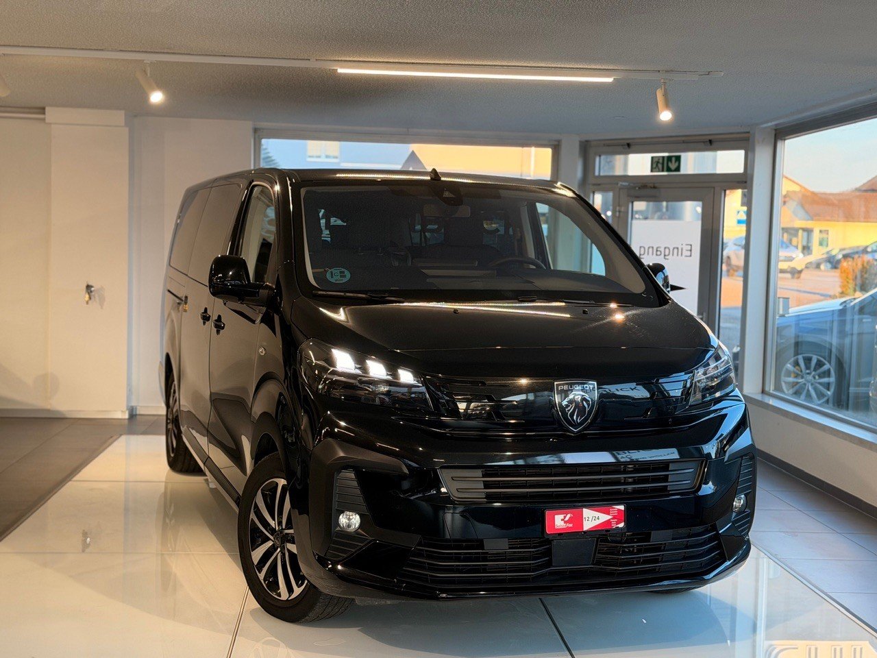 PEUGEOT Traveller 2.0 BlueHDi Business Long EAT8